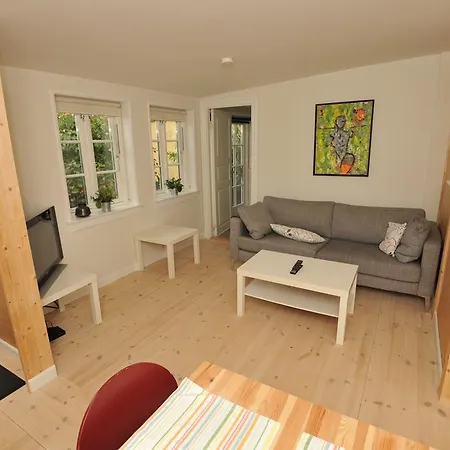 Sonderstrade Holiday House 펜션 *