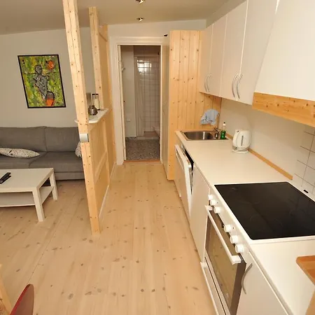 Sonderstrade Holiday House 펜션 케르테미네